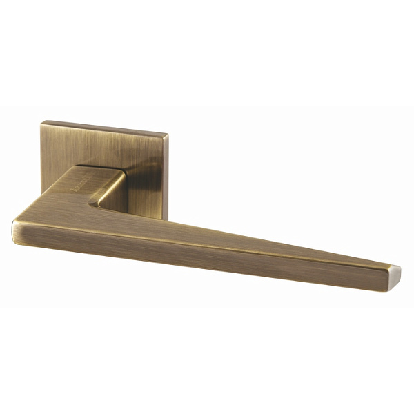 Дверная ручка на квадратной розетке Armadillo K.USS52.MORI (MORI USS) AB-7 бронза