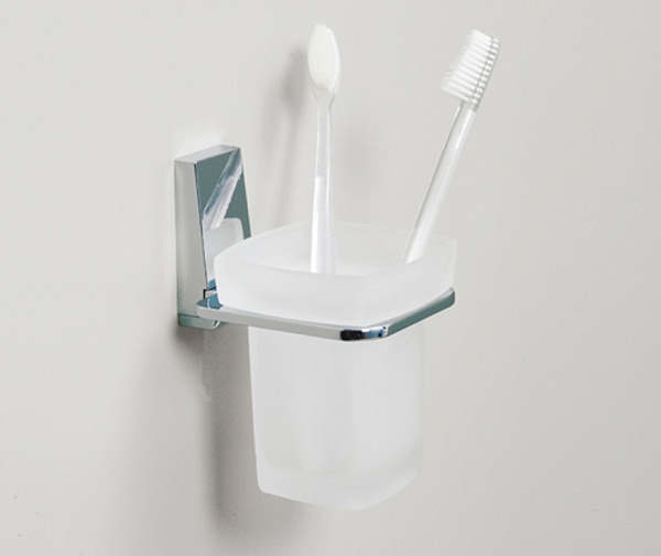 Стакан с держателем WasserKraft Lopau K-6028