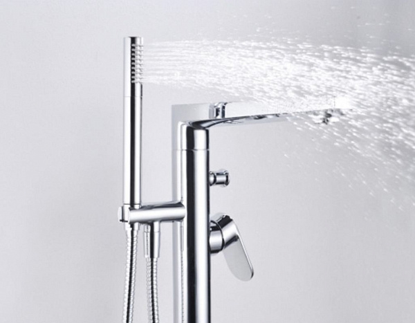 Смеситель для ванны с душем напольный WasserKraft Dinkel 5821