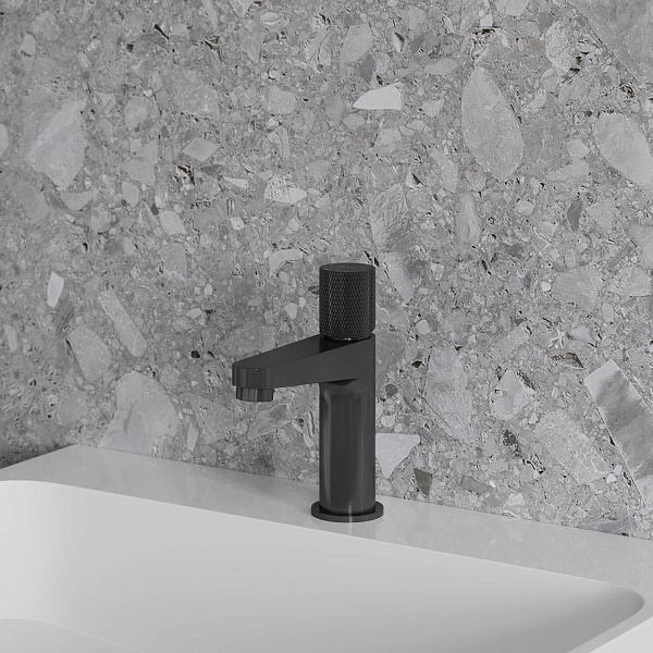 Смеситель для раковины Omnires Contour CT8010AT