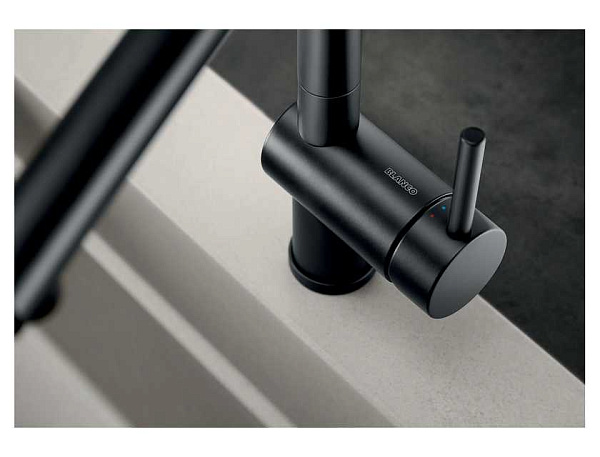 Смеситель для кухни Blanco Linus (матовый черный)